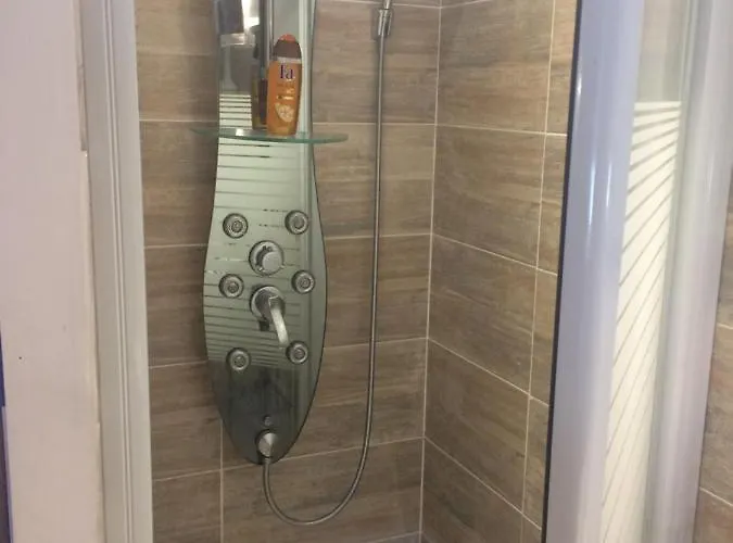 فندق مبيت وإفطار Zen دوم